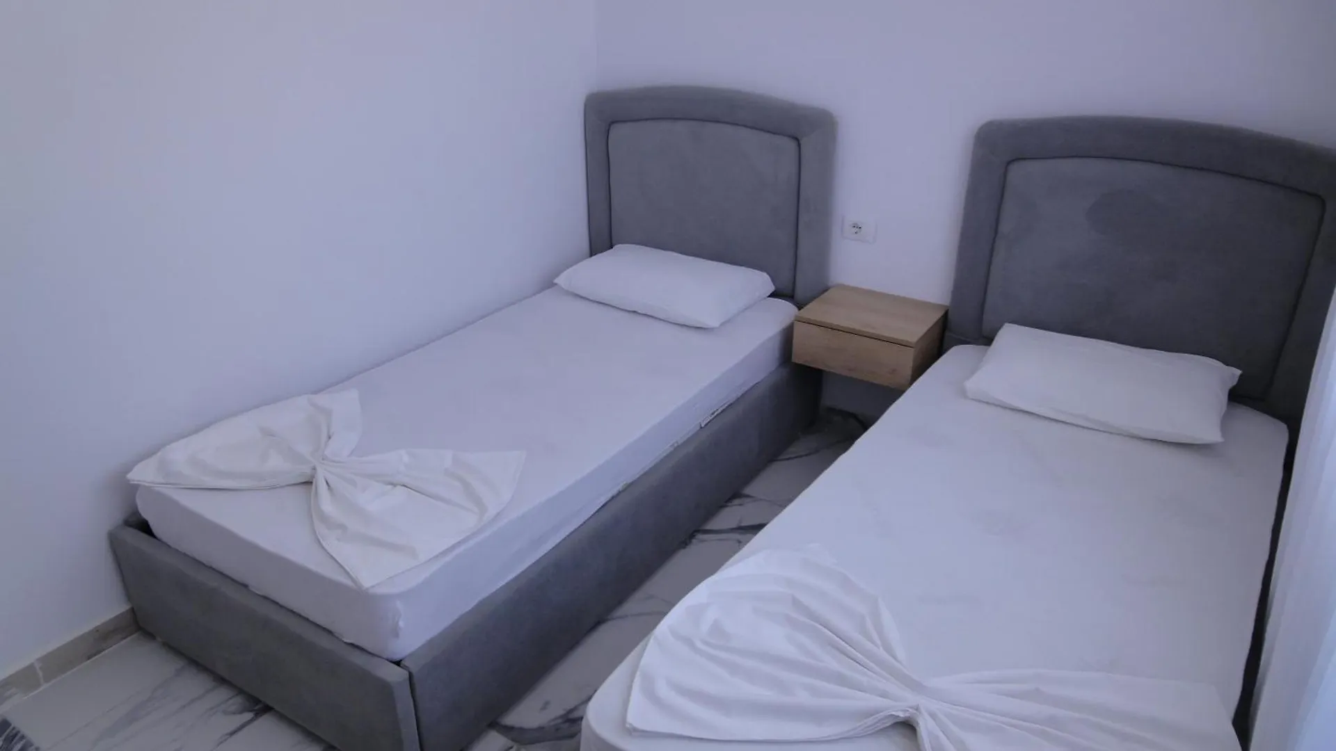 Niki Apartments Shen Gjin Lezhe