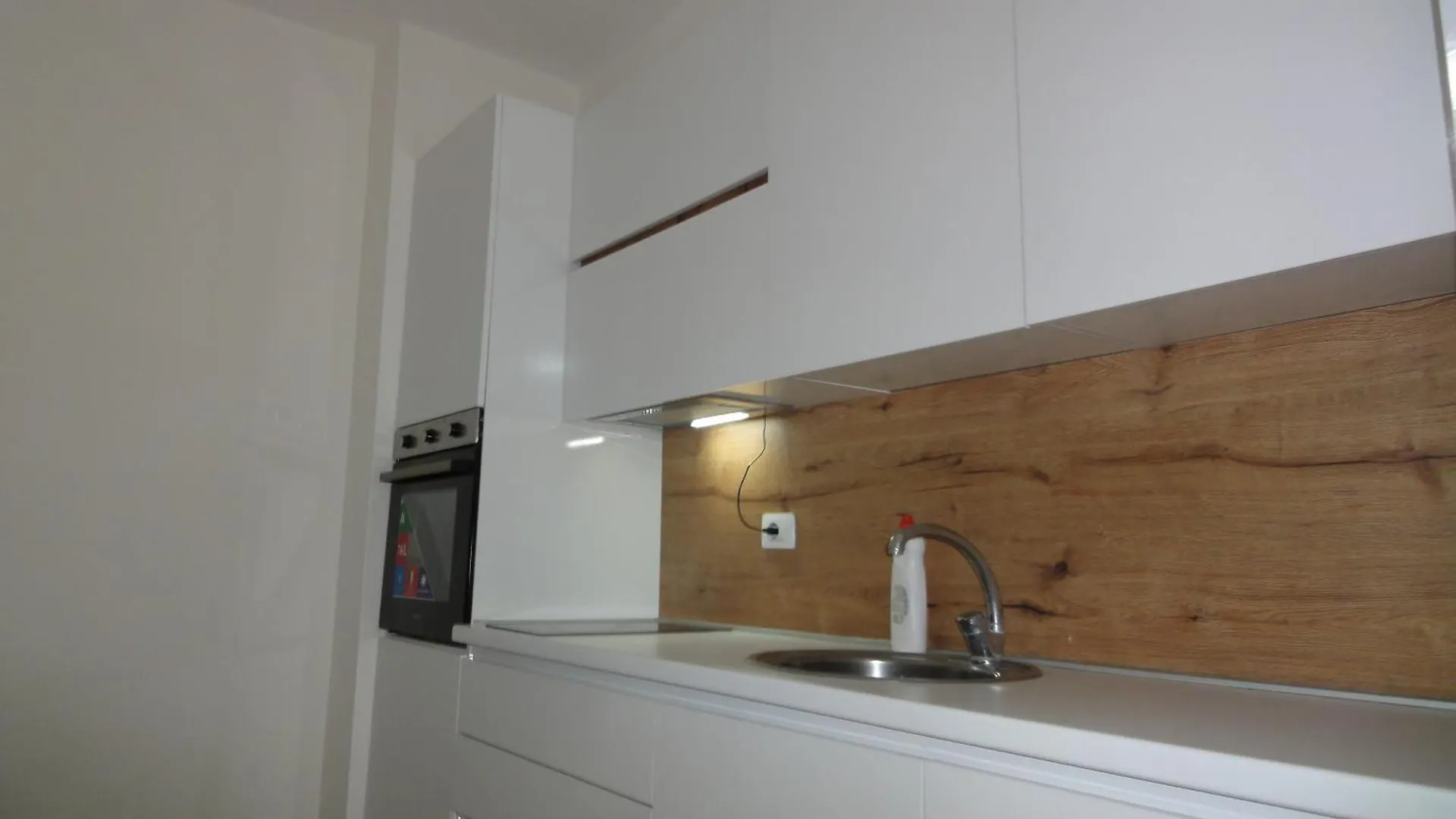 Niki Apartments Shen Gjin Lezhe