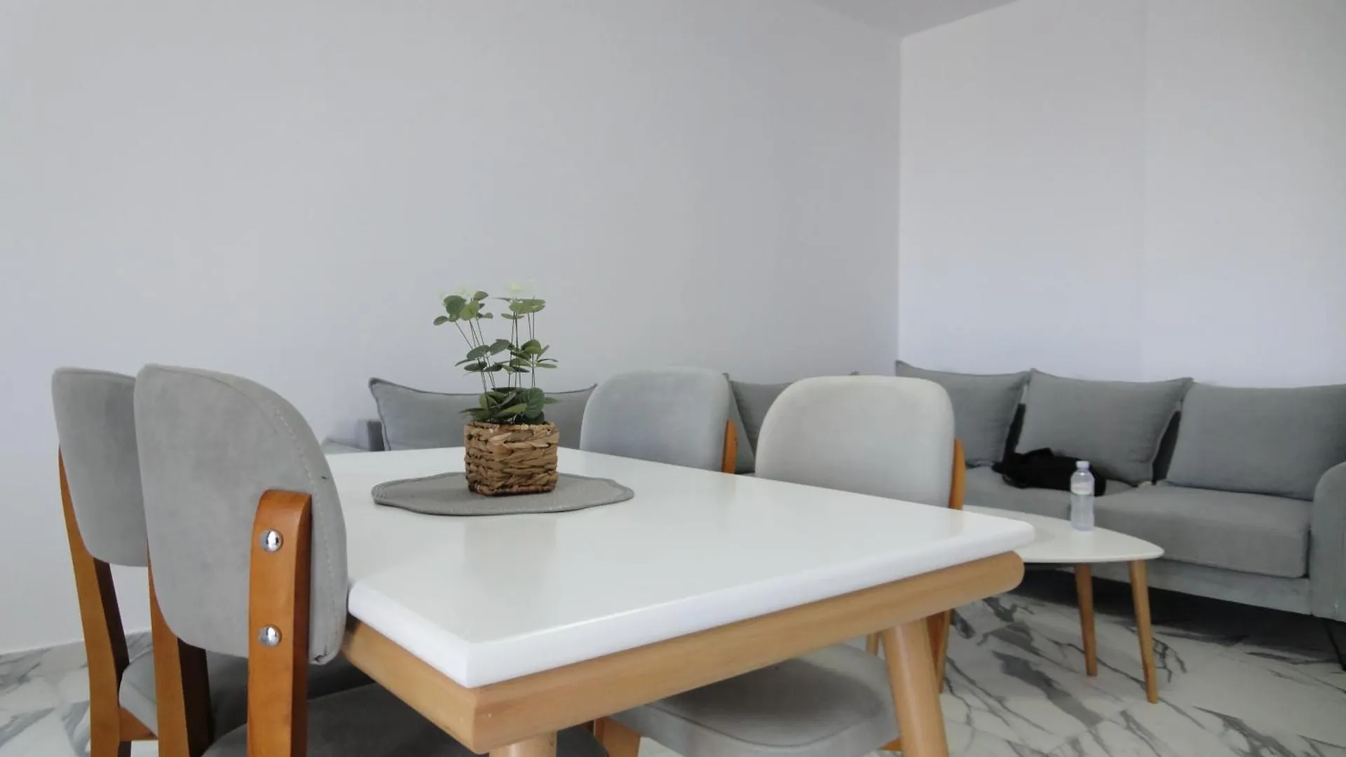 Niki Apartments Shen Gjin Lezhe 0*,  Albania