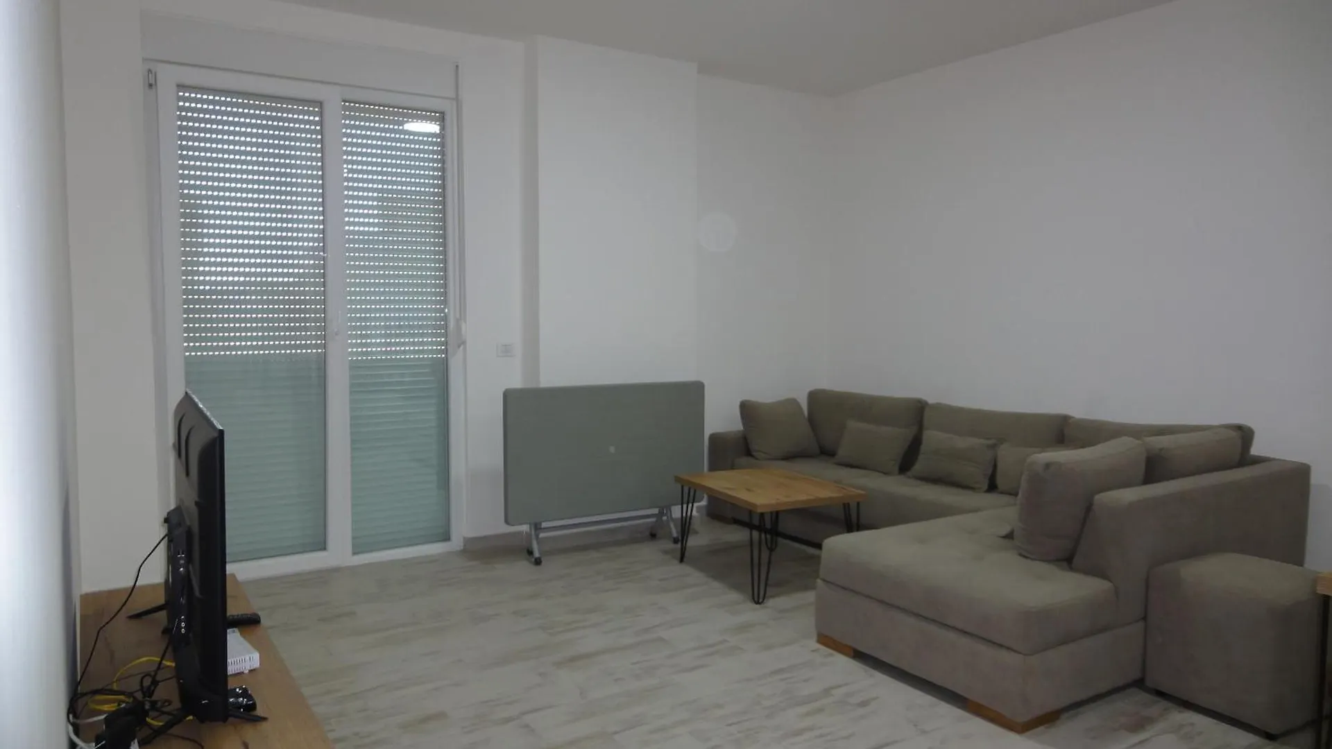 Niki Apartments Shen Gjin Lezhe
