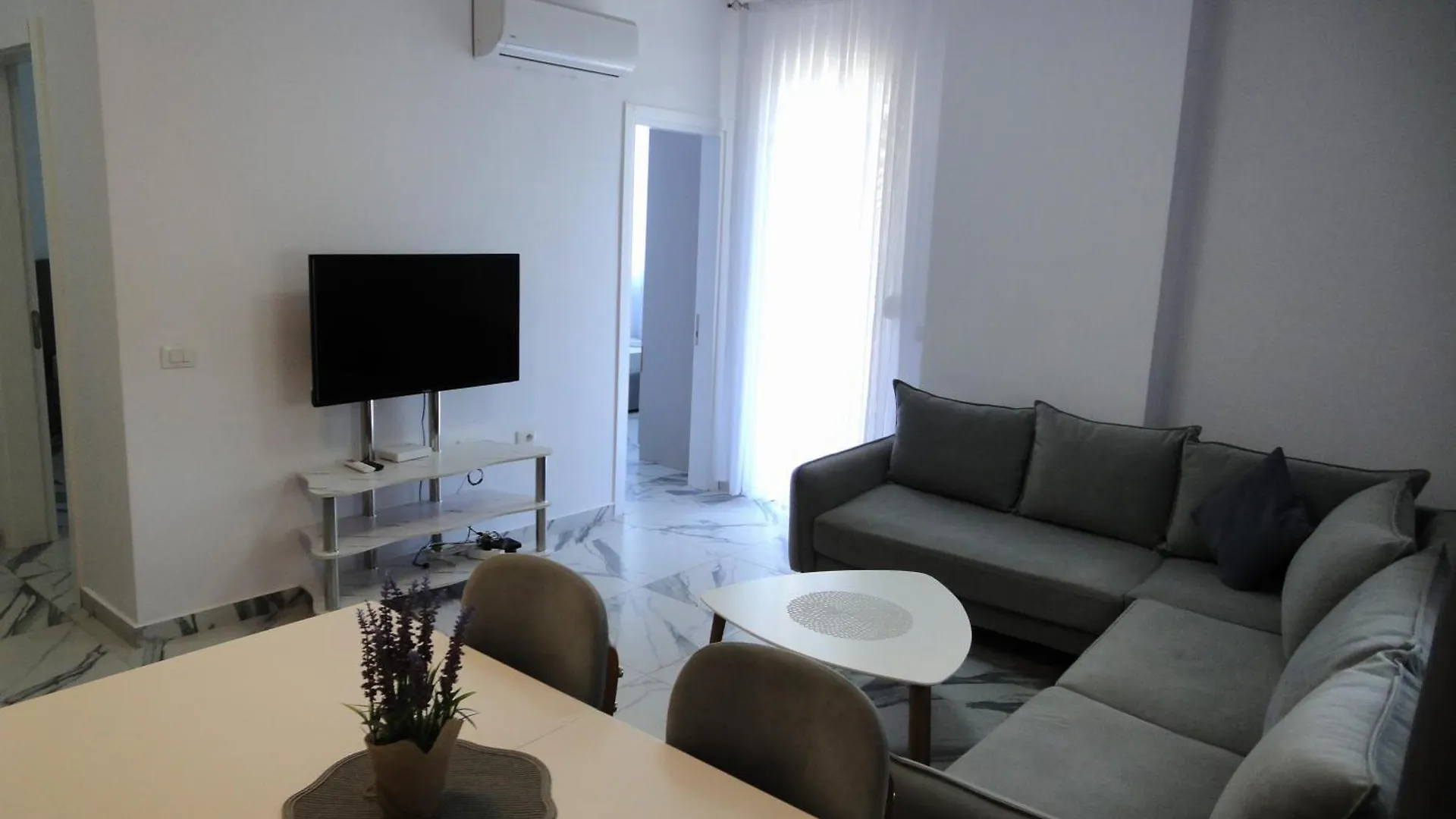 Niki Apartments Shen Gjin Lezhe