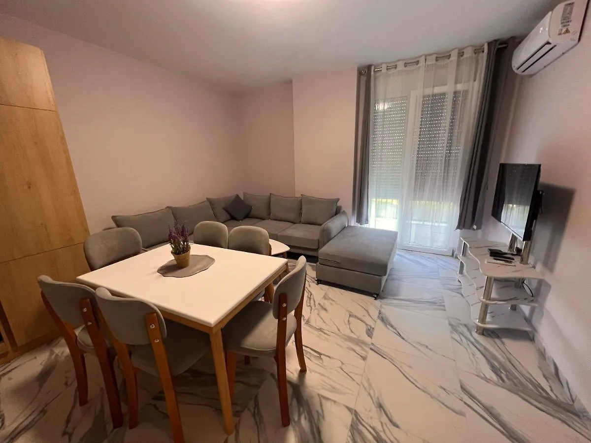 Niki'S Apartments Shen Gjin Lezhe 0*,  Albania