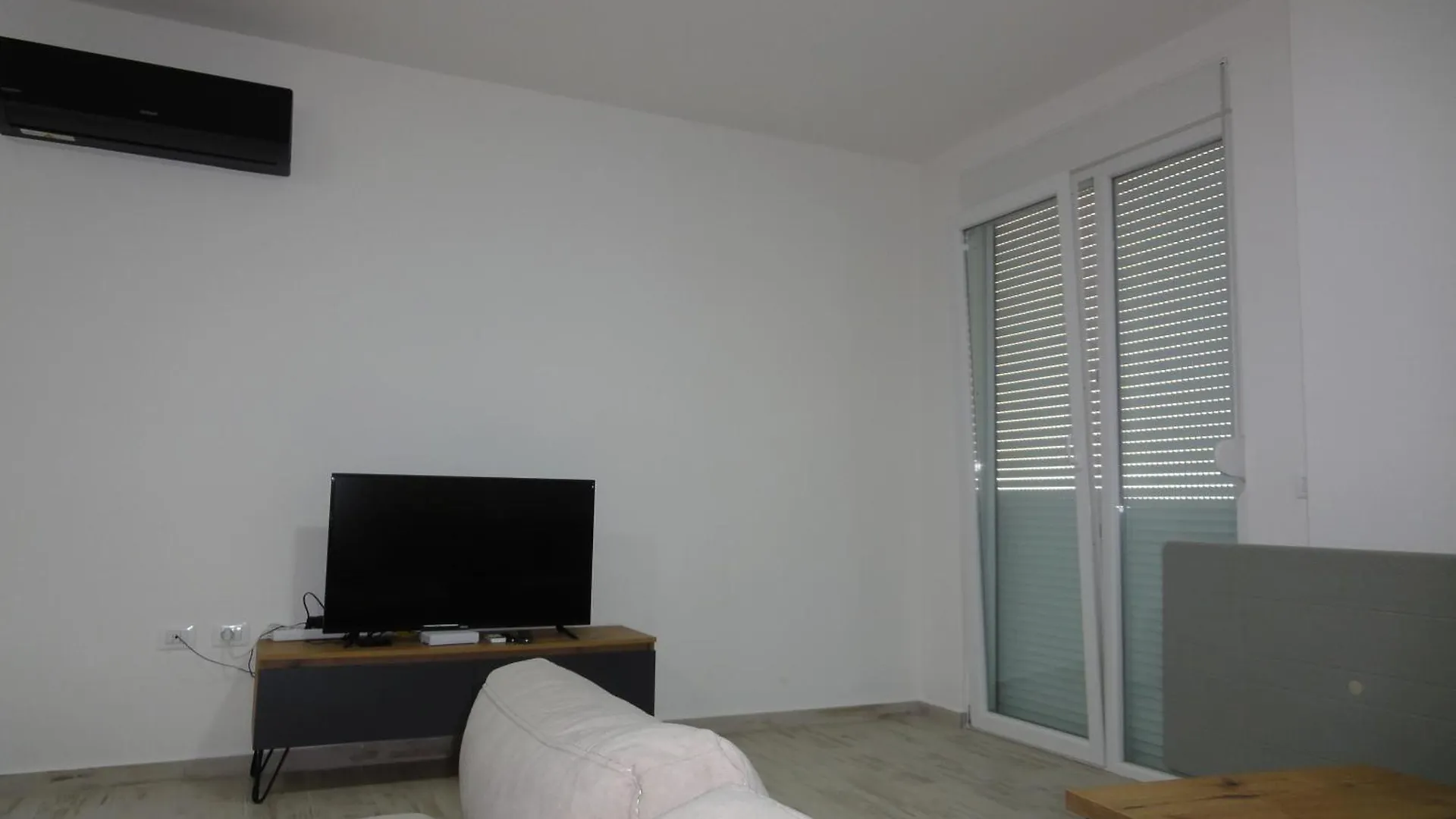 Niki'S Apartments Shen Gjin Lezhe Albania